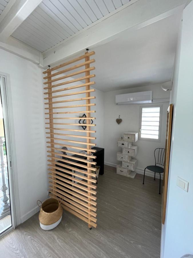 Pitaya - T3 Cosy En Duplex Avec Cuve Apartman Saint-Francois  Kültér fotó